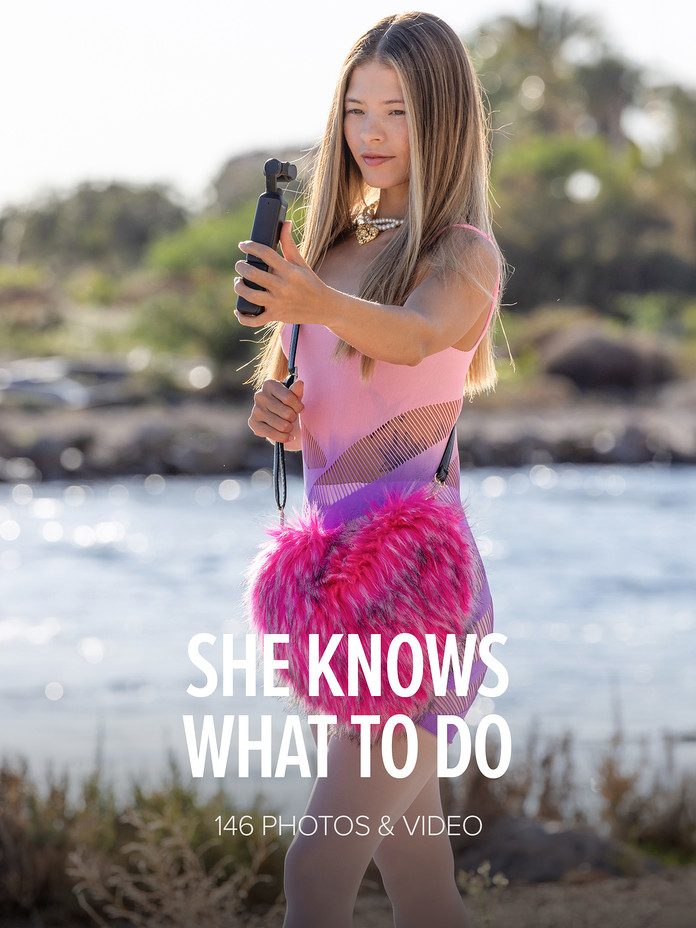 Irene Rouse in She Knows What To Do from Watch 4 Beauty